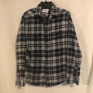 Goodfellow Men’s Long Sleeve Grey and Navy Flannel Button Up - Size M